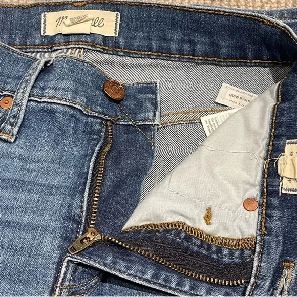 Madewell 9” High-Rise Skinny Crop Jeans in Delmar Wash: Eco Edition (24) - Picture 12 of 12